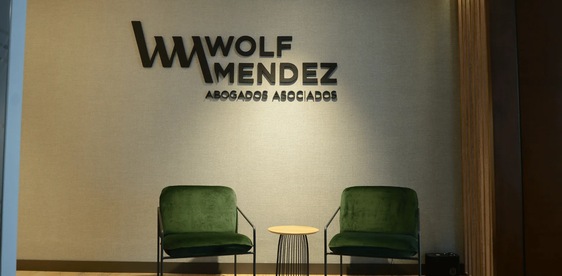 Sala de espera de Wolf Méndez Abogados Asociados